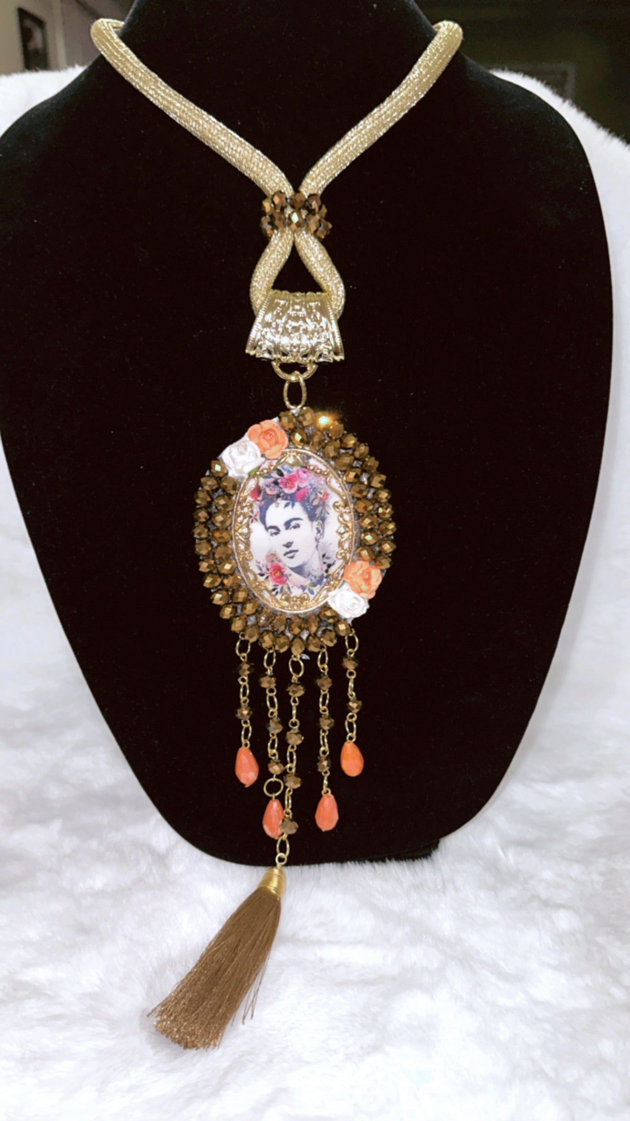 Frida Necklace