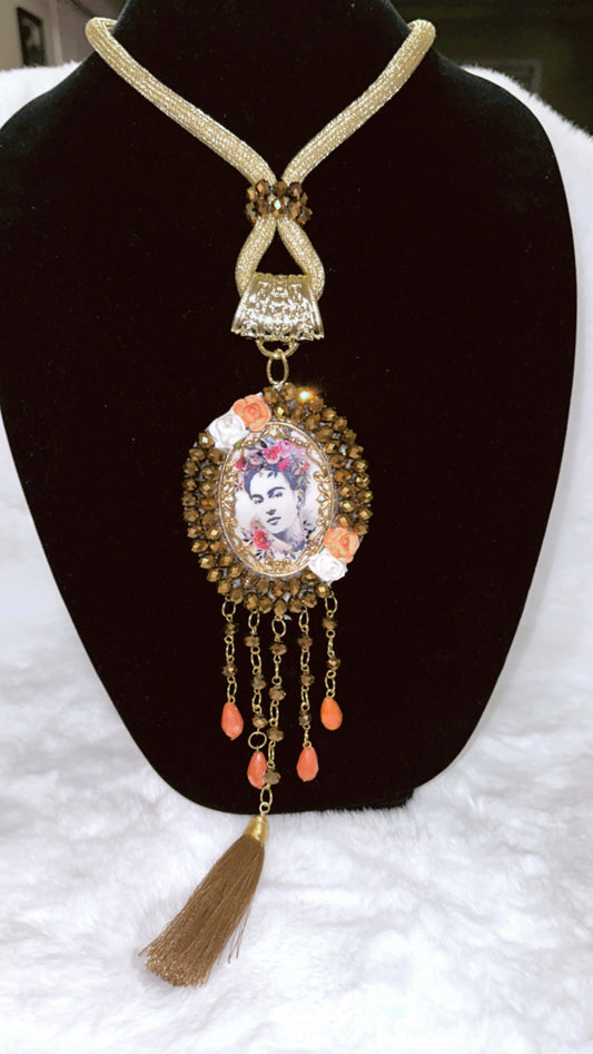 Frida Necklace