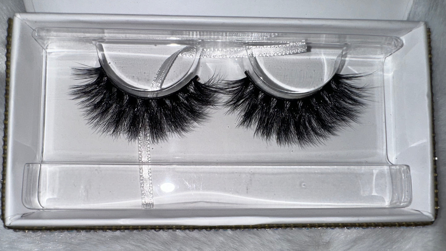 Hechicera Lashes