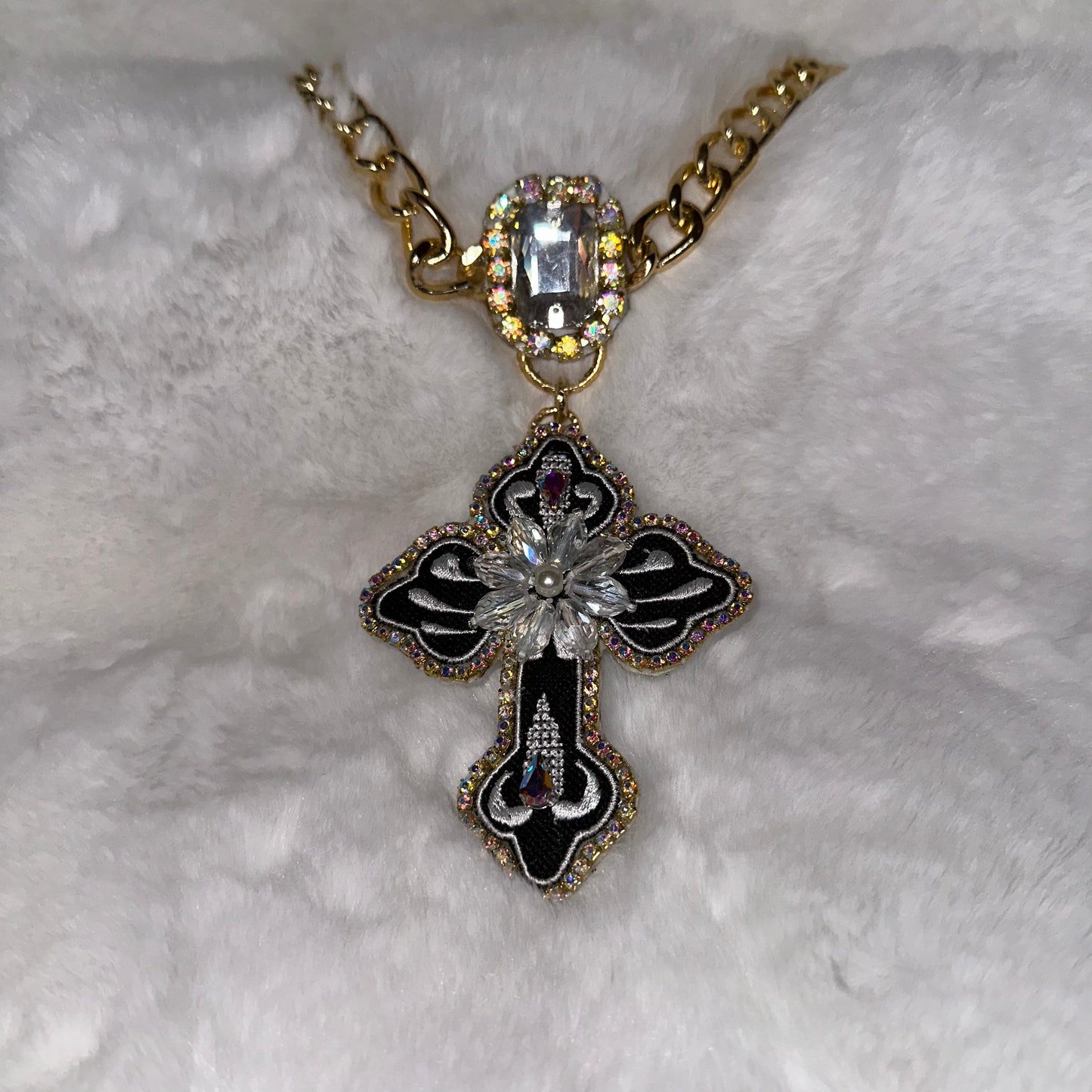 Embroidery Cross Necklace Set