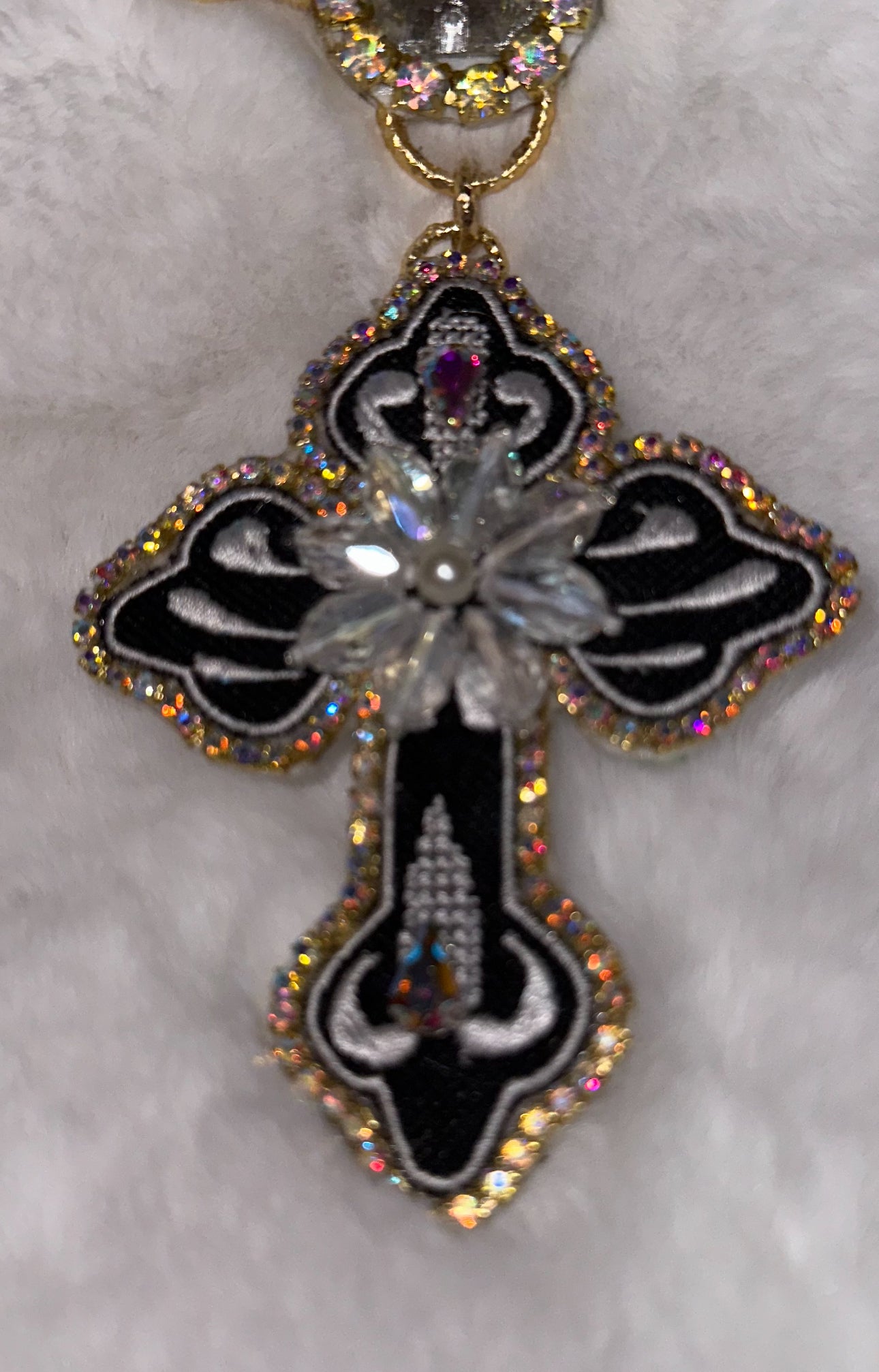 Embroidery Cross Necklace Set