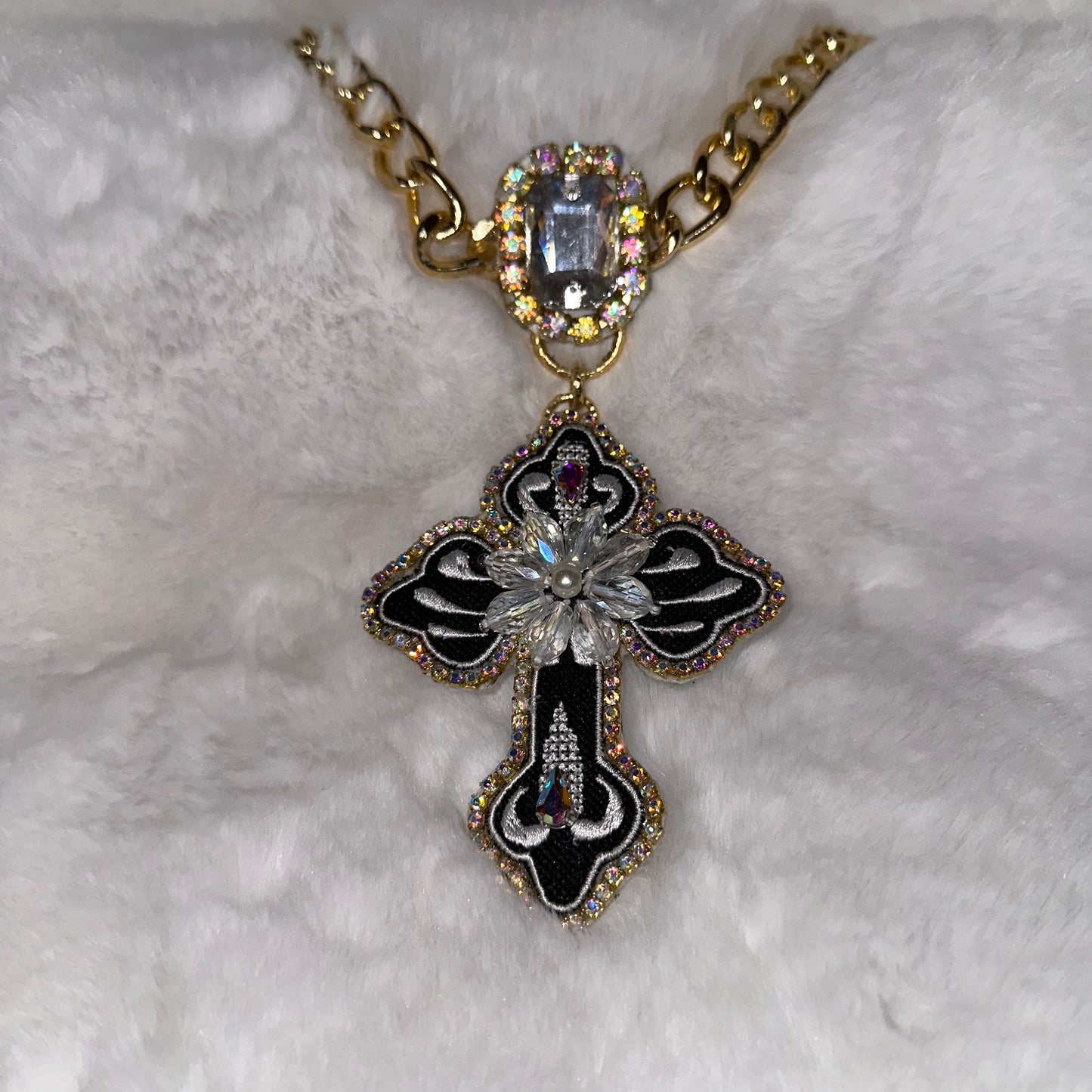 Embroidery Cross Necklace Set
