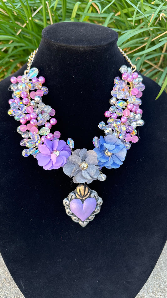 Lavander Barro Necklace