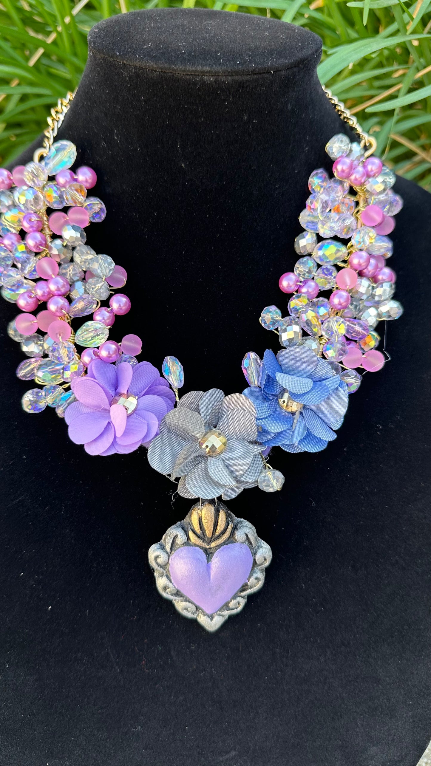 Lavander Barro Necklace