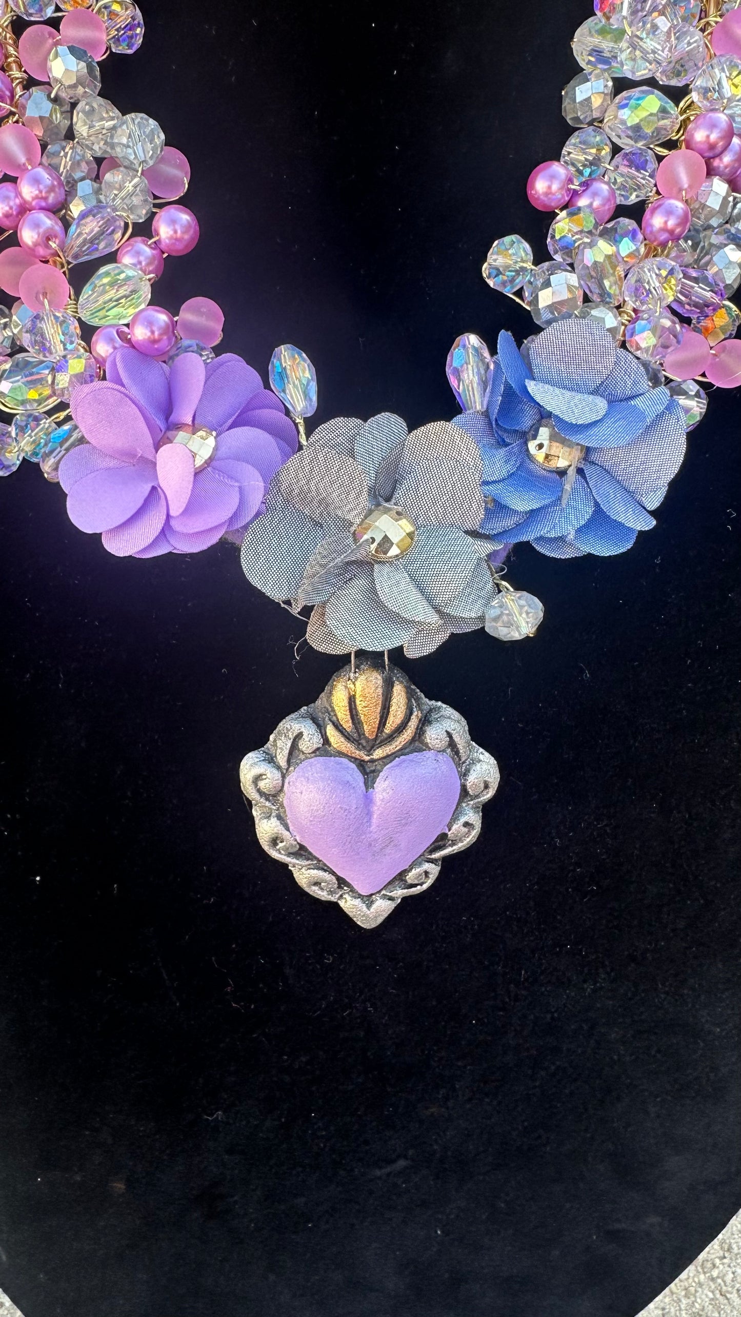 Lavander Barro Necklace