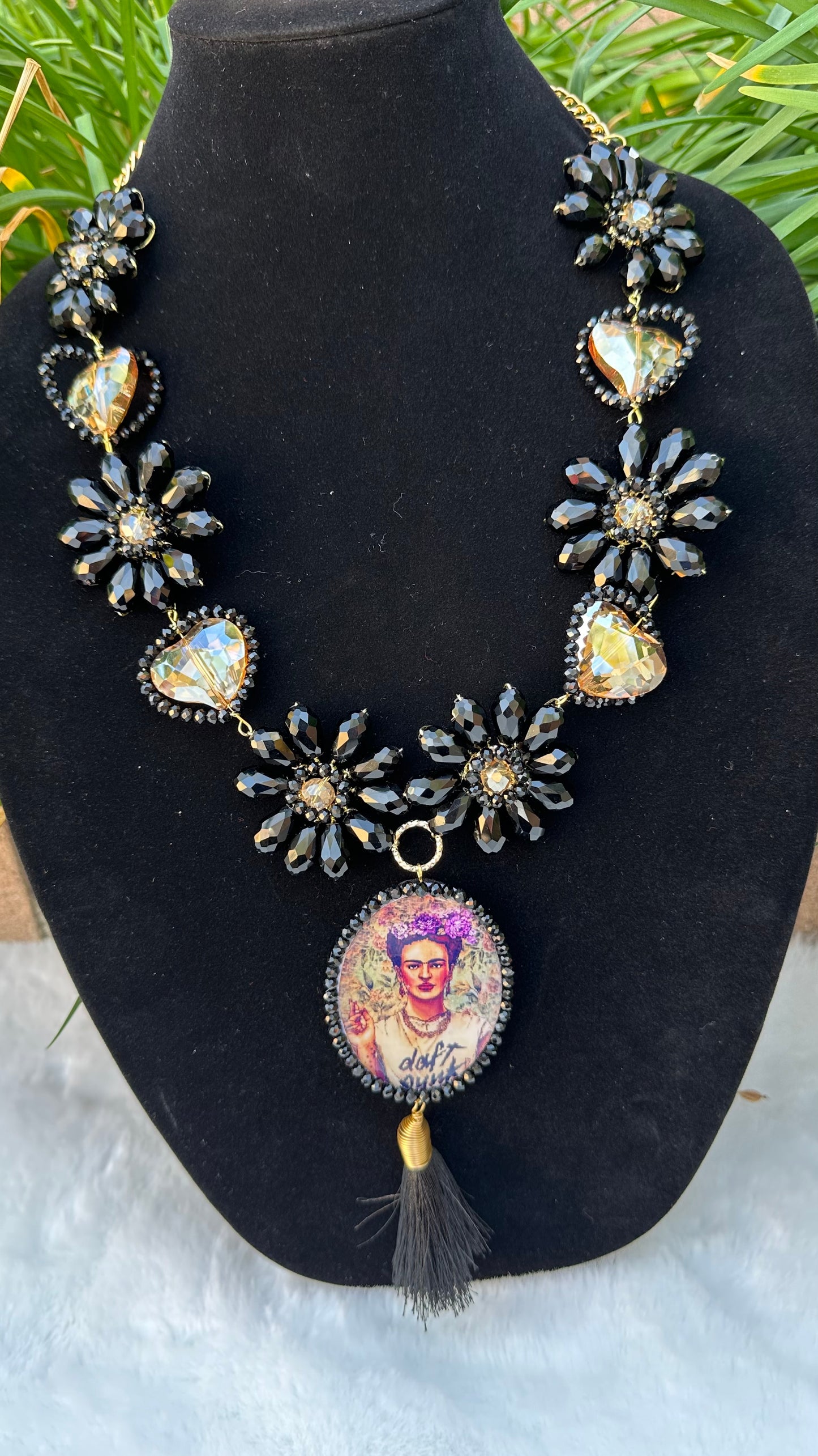Frida Black/Gold Necklace Set