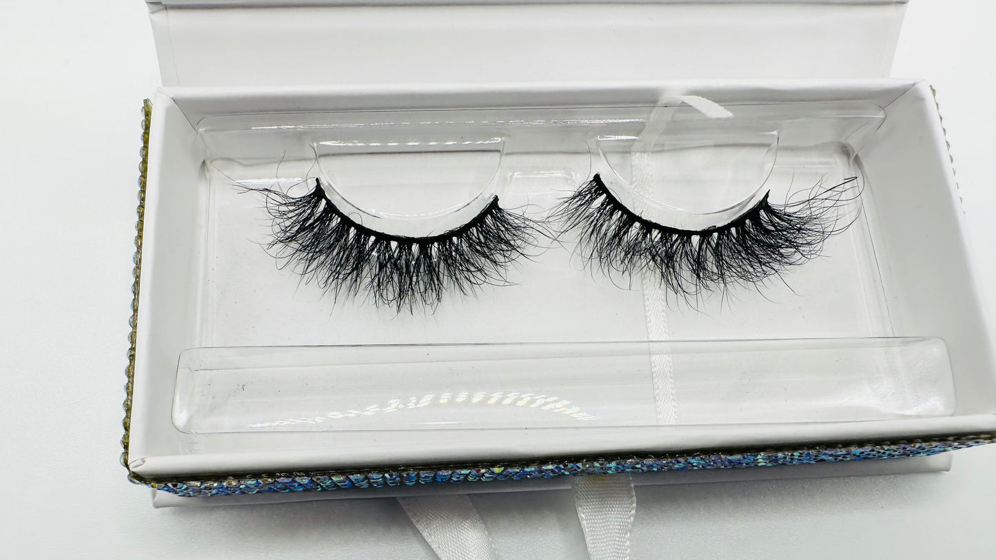 Insuperable/Faux mink lashes