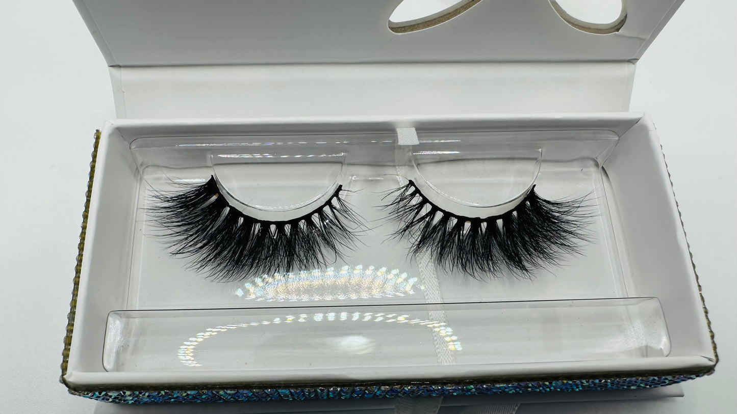 Fantastica Eyelashes
