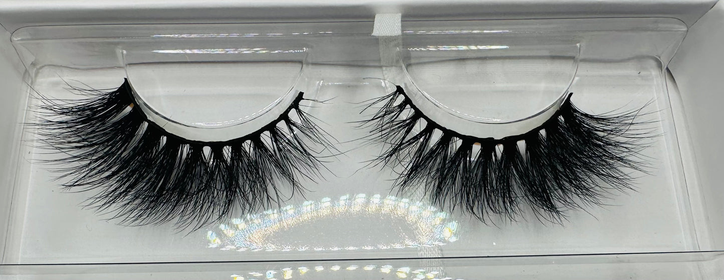 Fantastica Eyelashes