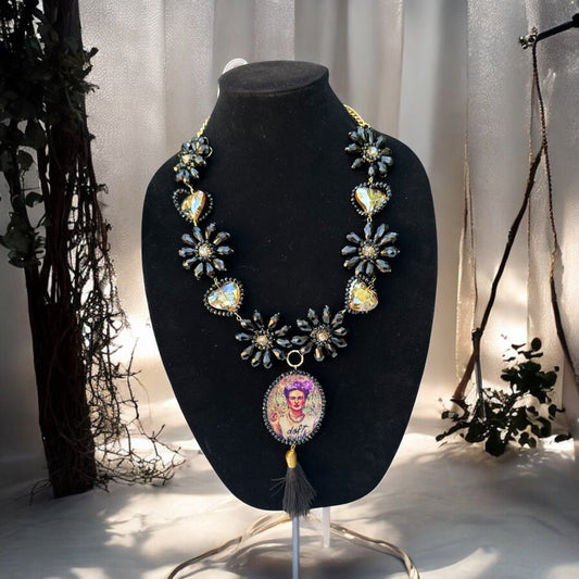 Frida Black/Gold Necklace Set
