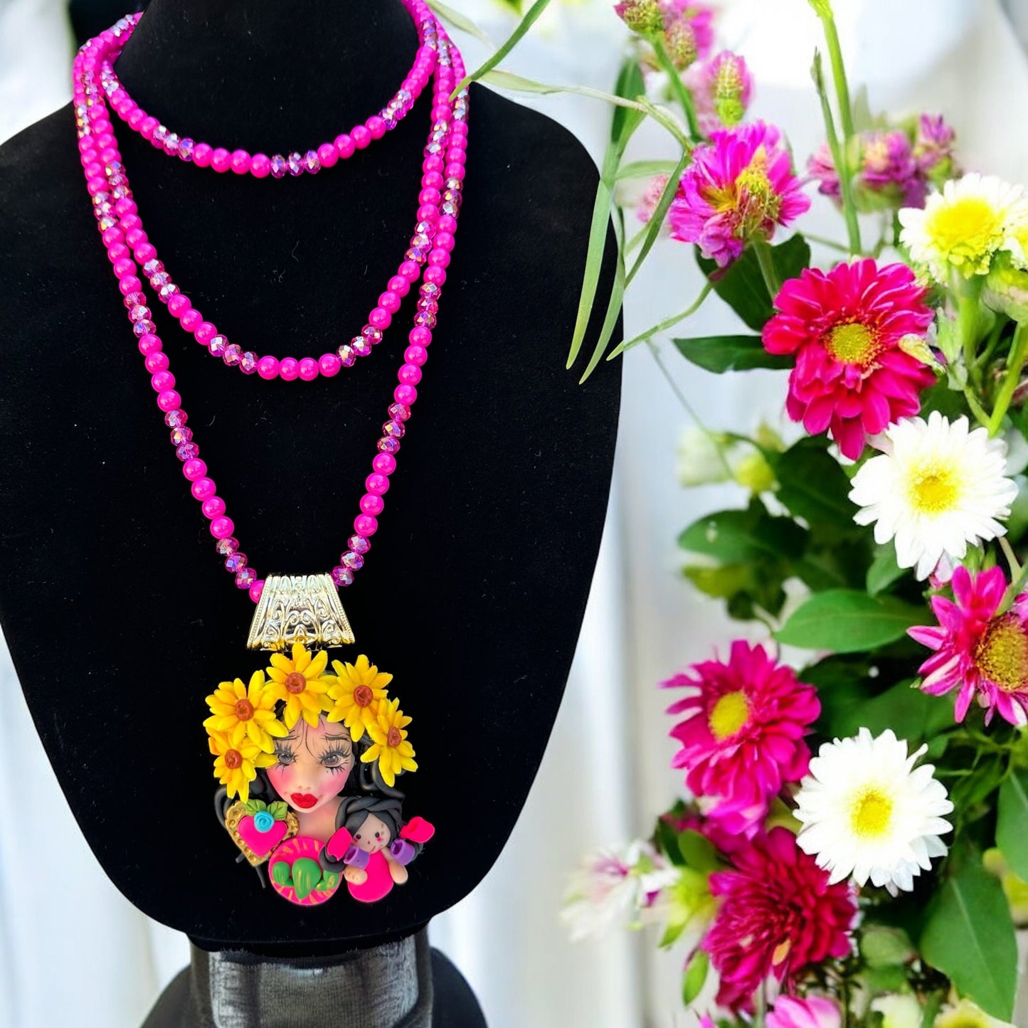 Pretty Doll Necklace