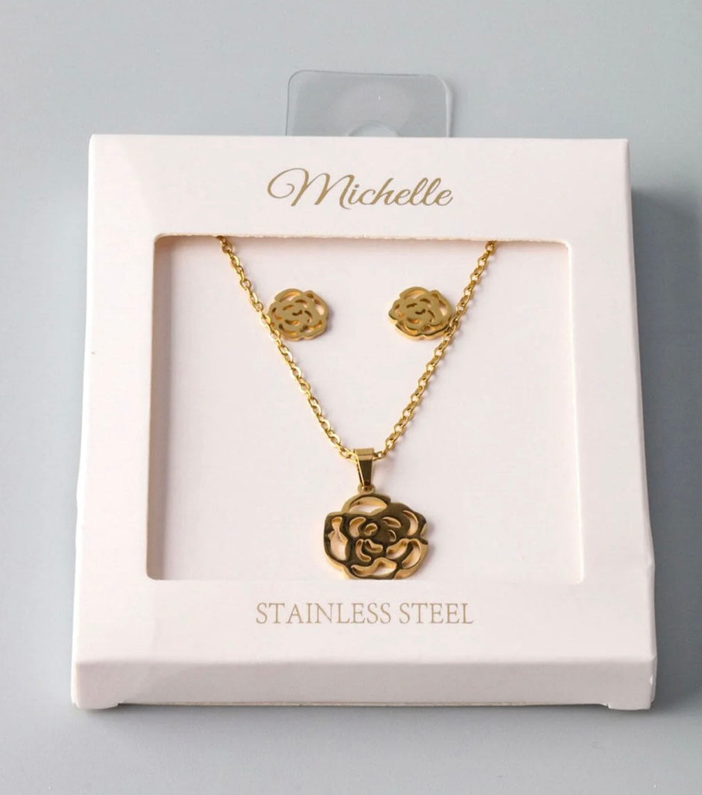 Rose necklace