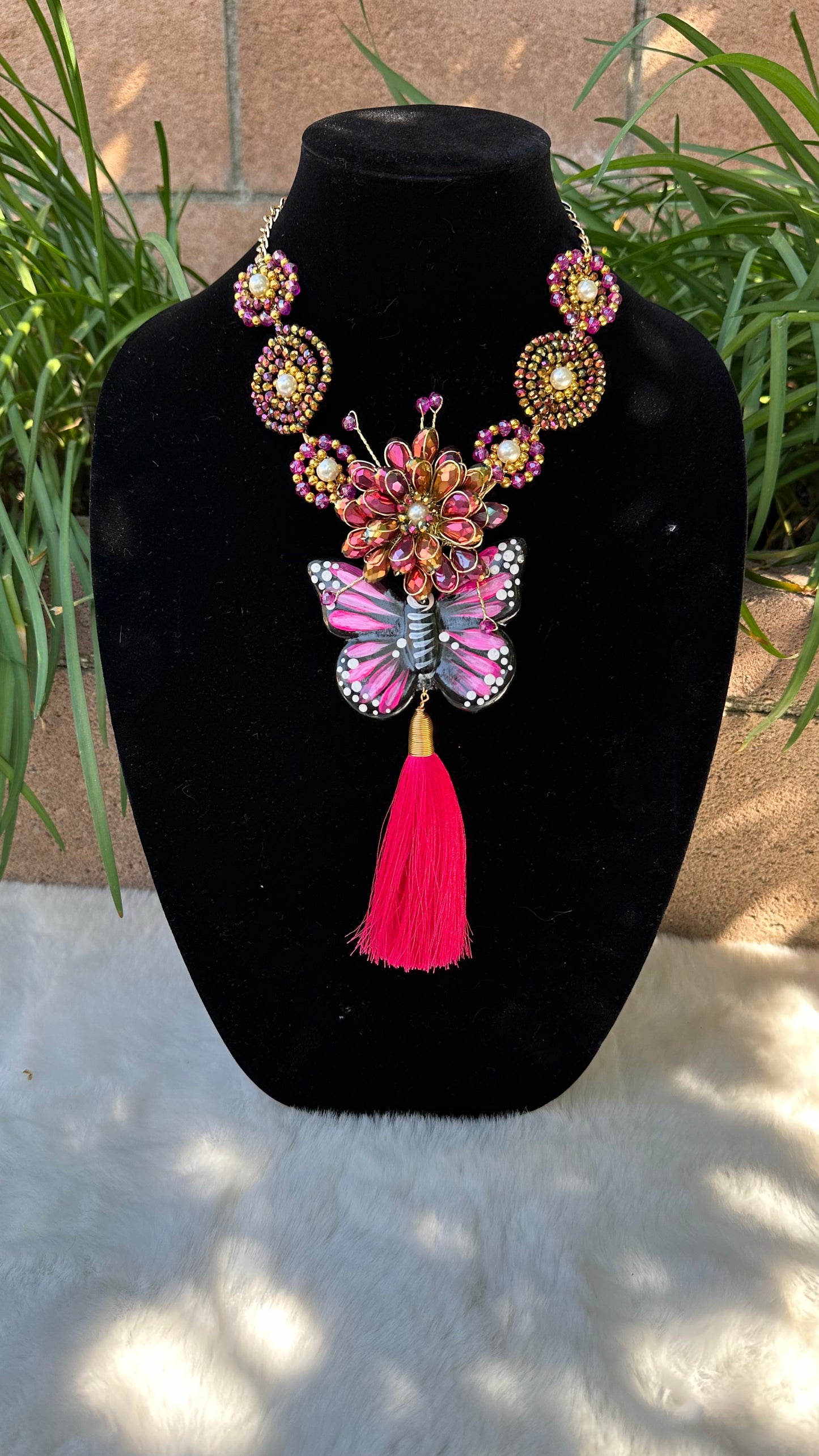 PINK BUTTERFLY NECKLACE