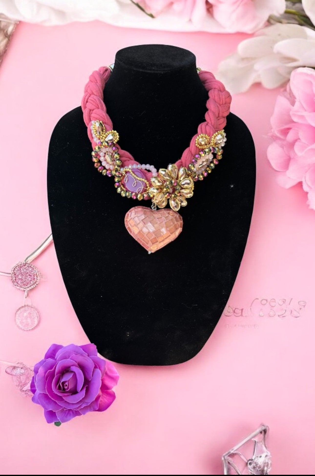 Corazon Vitral Necklace