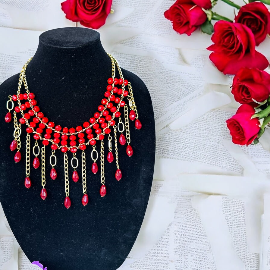 Cristales Rojos Necklace