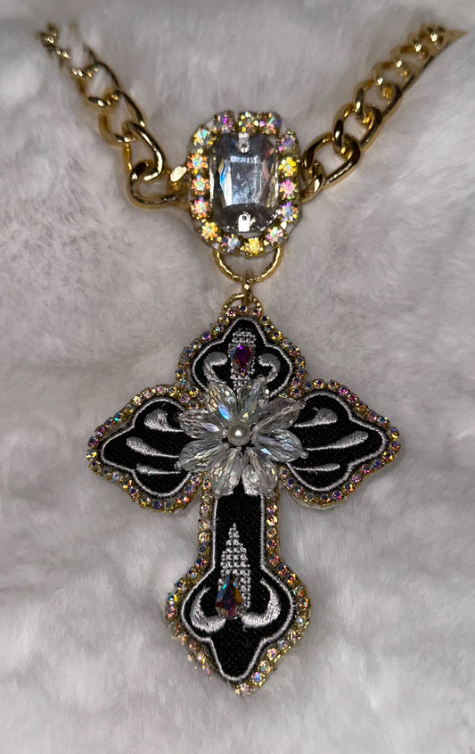 Embroidery Cross Necklace Set