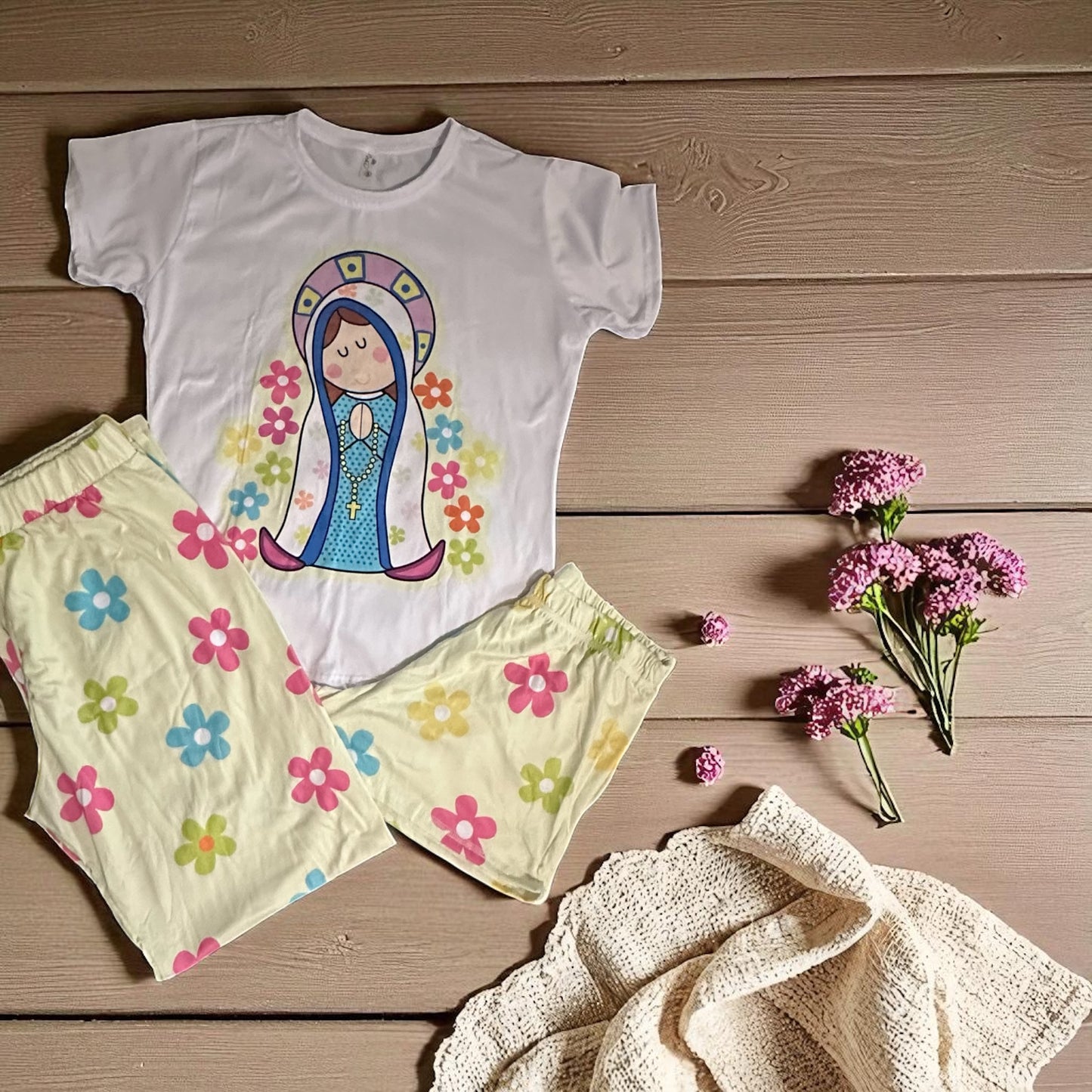 Virgencita y Flores Pijama