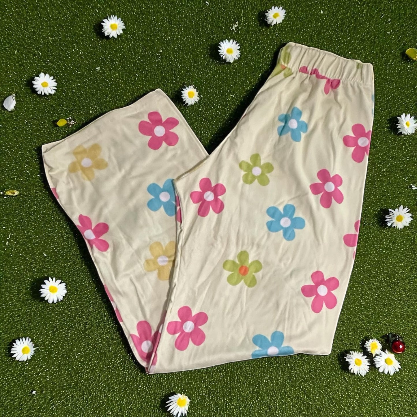 Virgencita y Flores Pijama