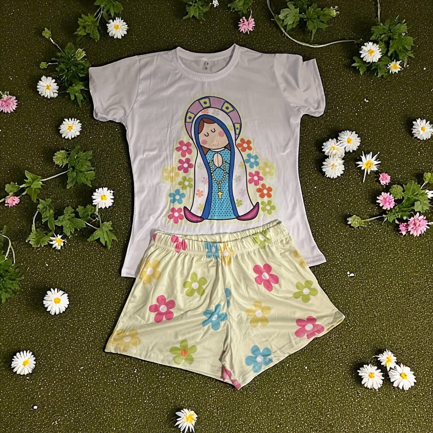 Virgencita y Flores Pijama