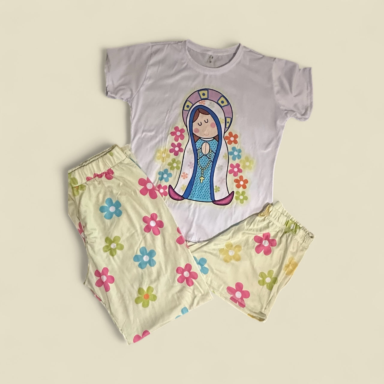 Virgencita y Flores Pijama